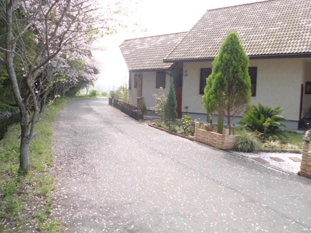 Minshuku Hoshi No Sumika Hotel Shibushi Exterior photo